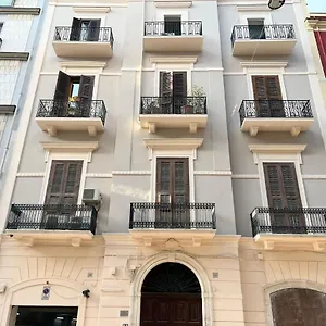  Apartment Center Eighty-five Italy