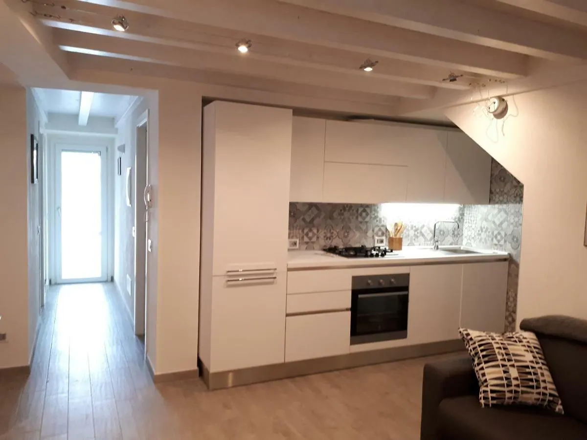 Casadina Villa Monte Isola 0*,  Italy